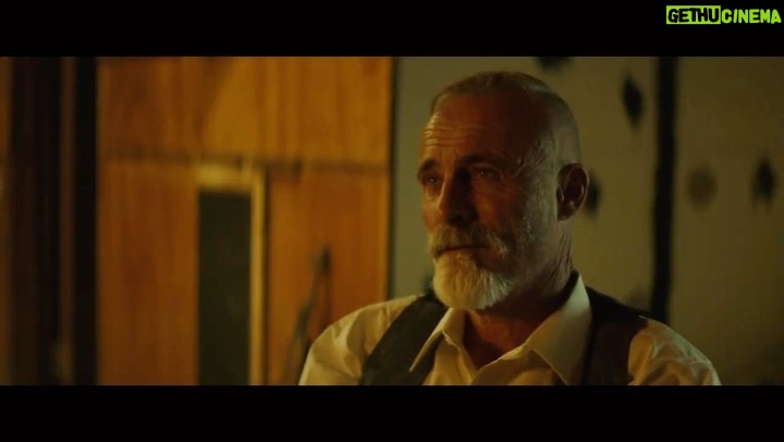 Timothy V. Murphy Instagram - Detective Knight Independence trailer…release date January 20 #brucewillis @edwardjohndrake @jackkilmer @willowshields @mah1111 @lorenzoantonuccijr @glowpunk @michaelhair @magnarofthenn @trevorgretzky