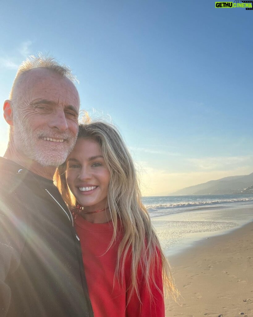 Timothy V. Murphy Instagram - Christmas Day in LA @caitlinamanley ☘️☘️☘️😍😍😍🥃🥃🥃