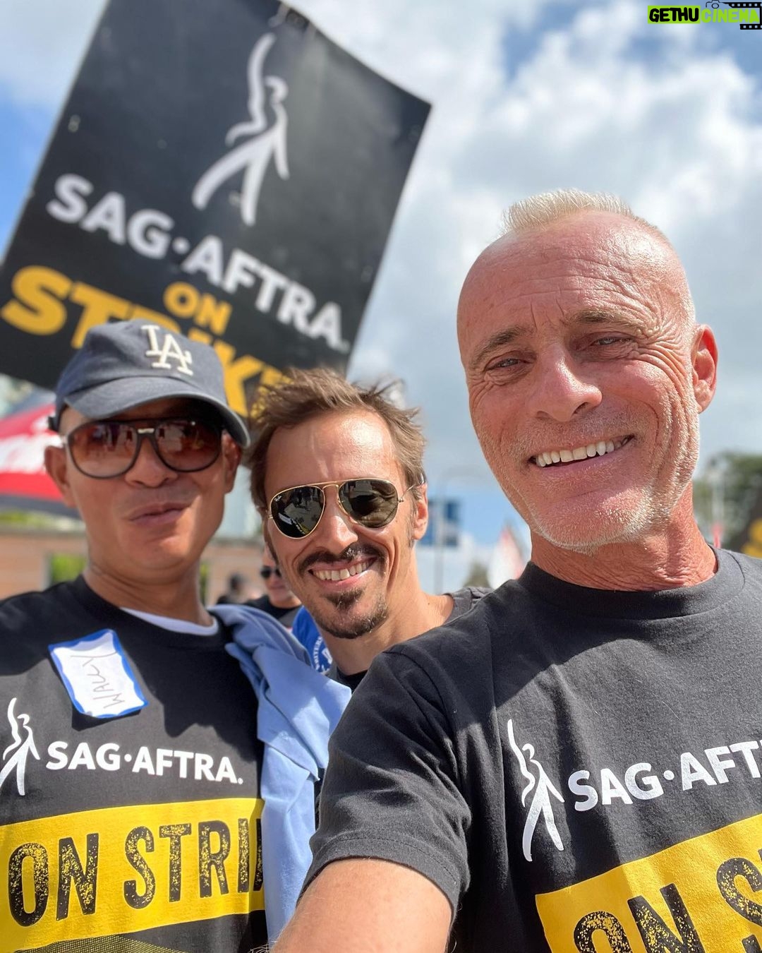 Timothy V. Murphy - 3.7K Likes - Great to meet up with some of my old friends from the Sons of Anarchy on the picket line today @sutterink @kateysagal @emiliorivera48 @annabeth_gish #charliehunnam @katelucie @thespian26 @nikonicotera @charlesmurray_filmtv