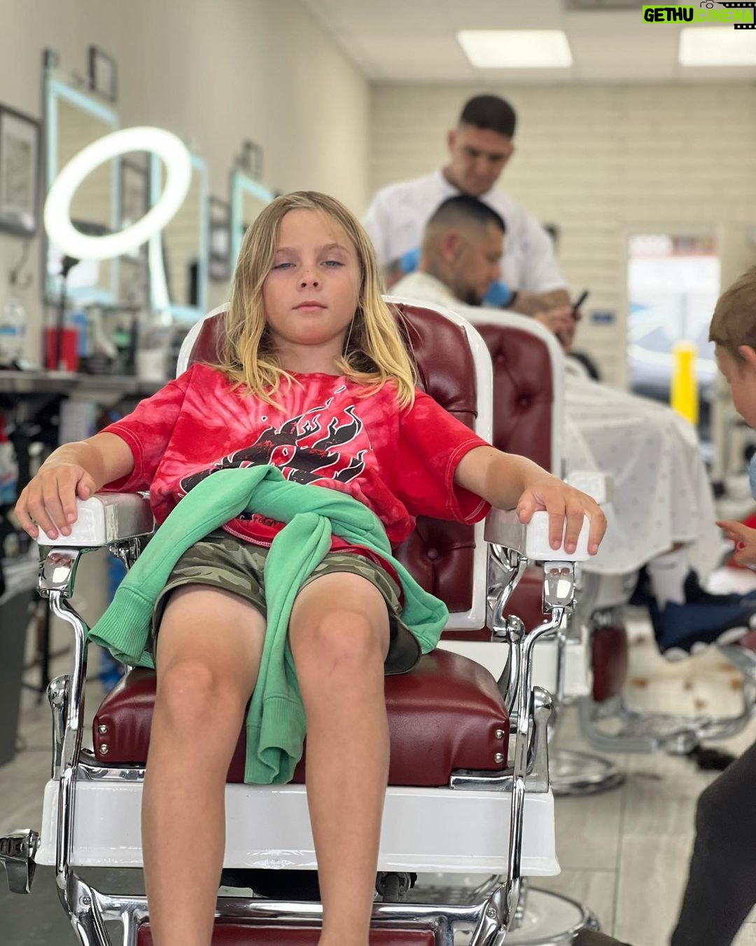 Timothy V. Murphy Instagram - Zen @activebarbers 😍😍😍