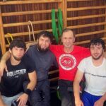 Timur Khizriev Instagram - #dagestanfighter @anvarbek.a.g @mansur_uchakaev_dfteam с сенсеями 🦁🦁 Machatschkala, Dagestan, Russia