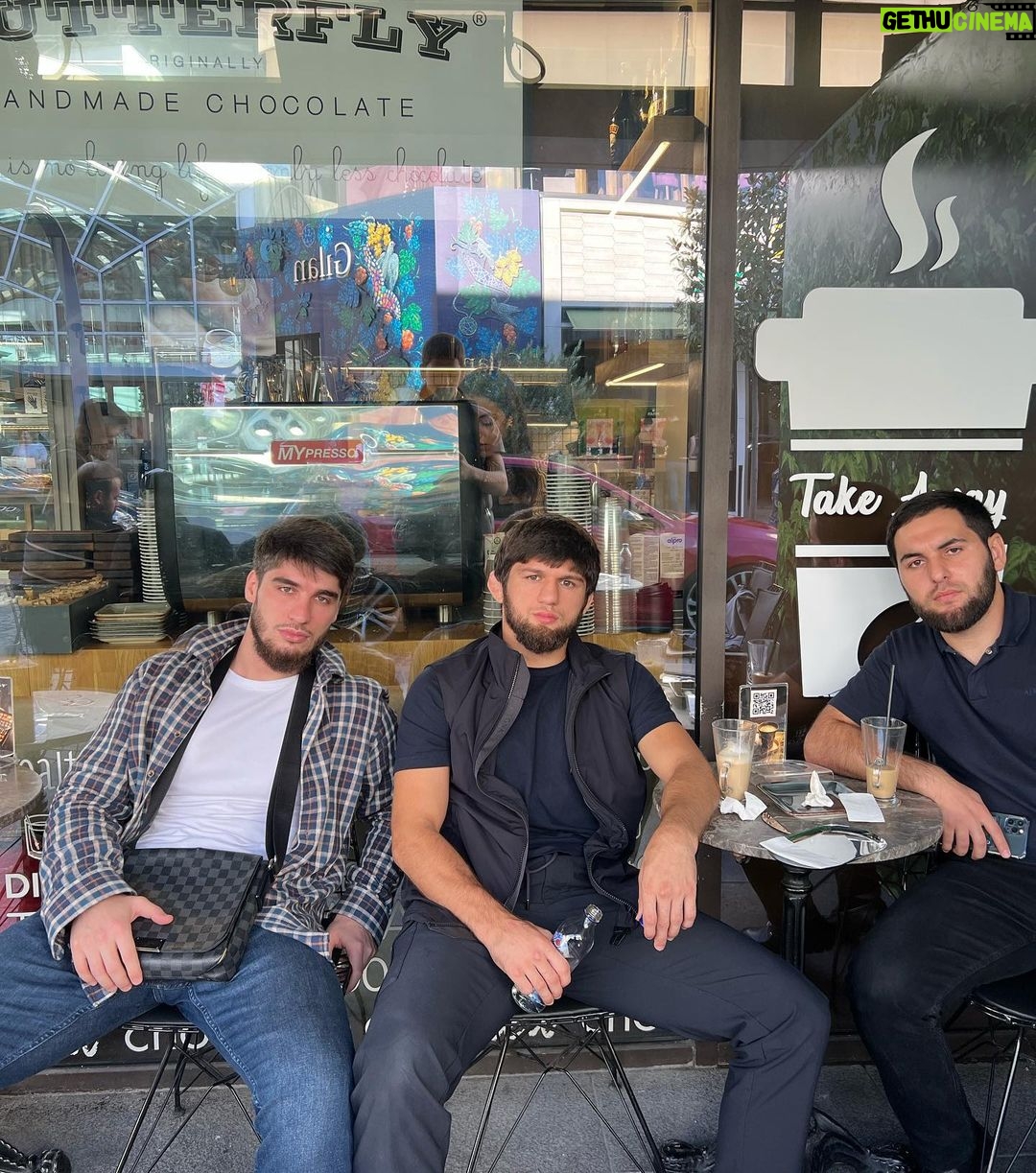 Timur Khizriev Instagram - В городе Zuma Istanbul