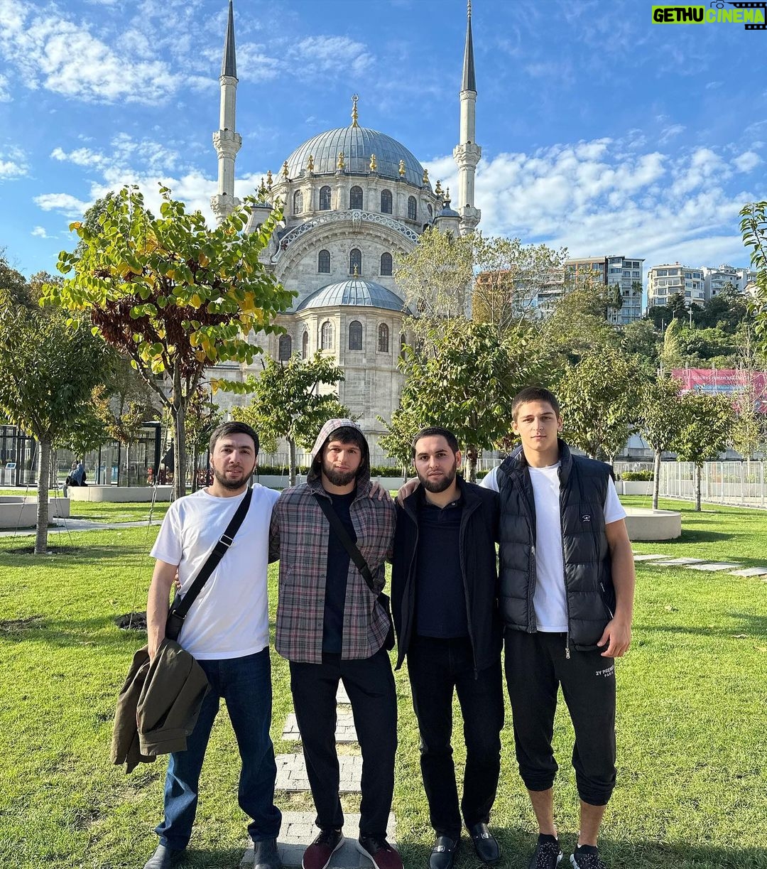 Timur Khizriev Instagram - В городе Zuma Istanbul