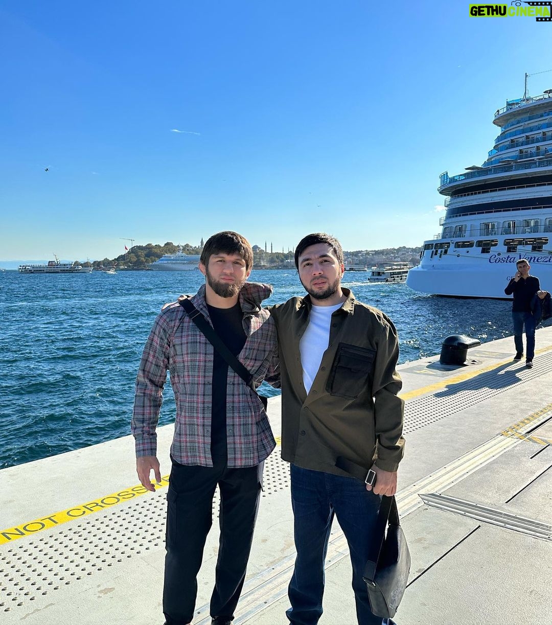 Timur Khizriev Instagram - В городе Zuma Istanbul