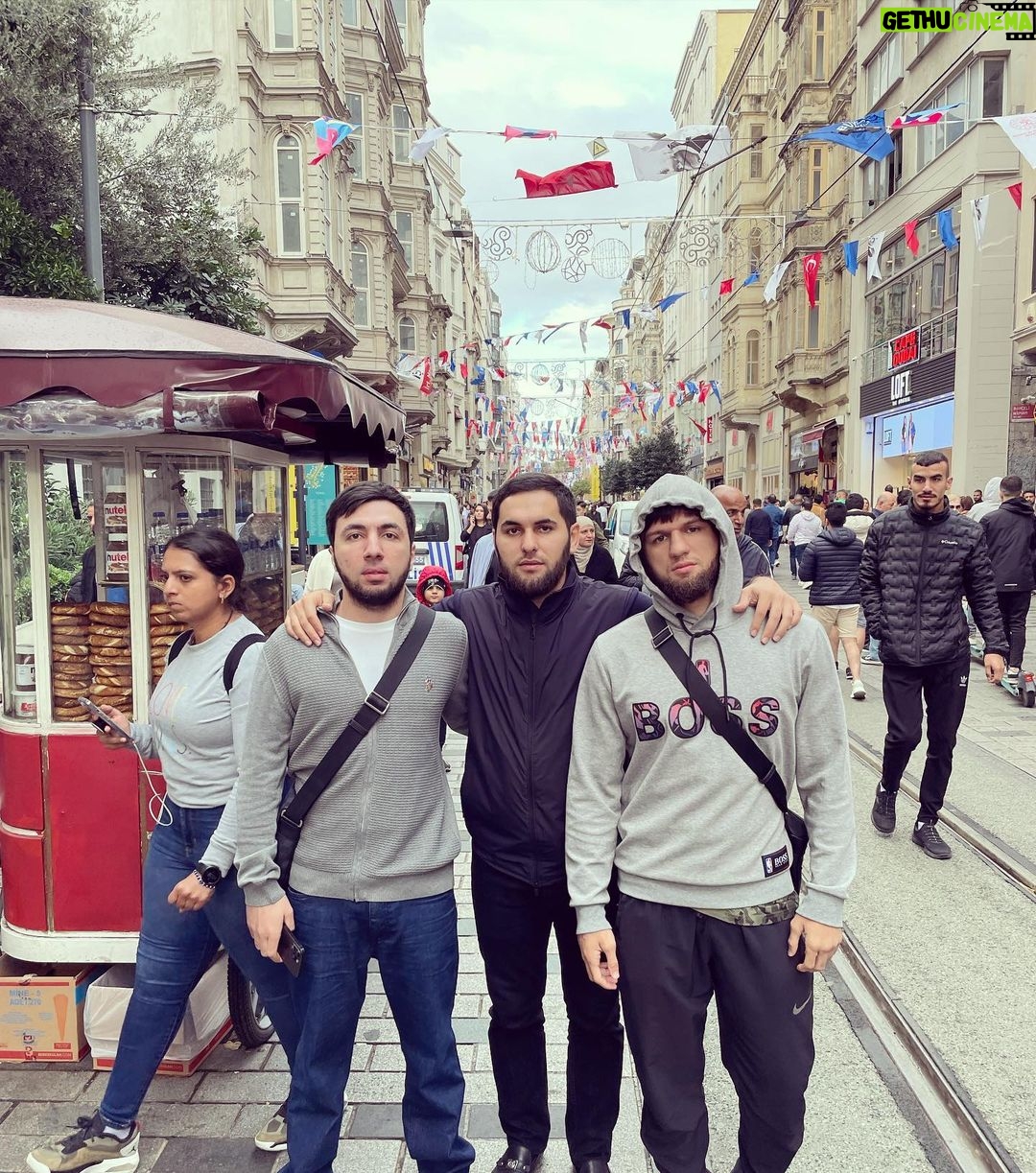 Timur Khizriev Instagram - В городе Zuma Istanbul