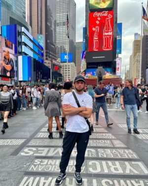 Timur Khizriev Instagram - #нуздравствуй Well, hello🇺🇸 #нашевремя
