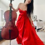Tina Guo Instagram - Monday Morning in NYC 🏙️🎵❤️☕️ Fifth Avenue, Manhattan, NYC