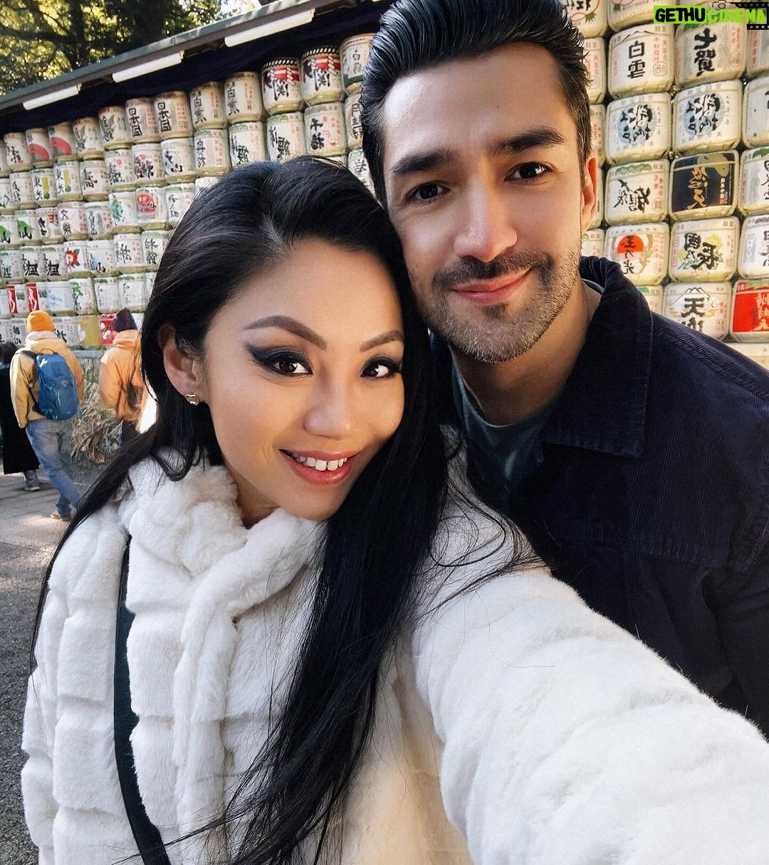 Tina Guo Instagram - A Pork Bun Vending Machine!?! 😍 First 24 hours in #Tokyo with @jharleyj Tokyo, Japan