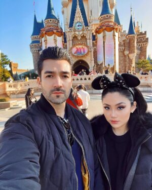 Tina Guo Instagram - The happiest place in Japan 🇯🇵
@disneyland Tokyo
@disney @disneyparks @shopdisney @shopdisneyparks @shopdisneytokyo @waltdisneyworld