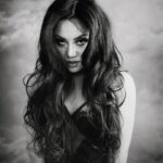 Tina Guo Instagram - When faced with a challenge, don’t run away. Stare it in the face and dominate. 🦾 Have a great day everyone! Excited to do some composing 🎹 this morning 🎵☀️ Los Angeles, California