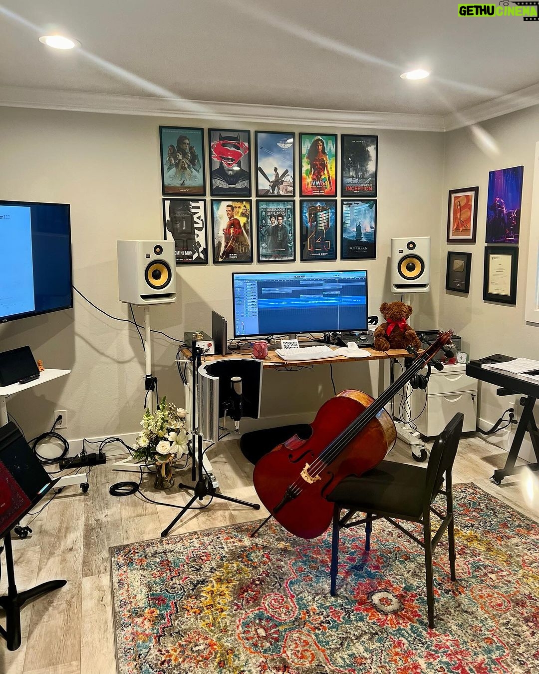 Tina Guo Instagram - Home from NYC and back in the studio! Recording 6 cues today for a new feature film 🎞️ scored by the awesome @daviddavedavis David Fleming 🎵 Huntington Beach CA - Surf City USA
