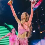 Tini Stoessel Instagram - GRACIAS VIÑA POR LA NOCHE Q NOS HICIERON VIVIR🇨🇱🥹 GRACIAS POR TANTA ENTREGA Y AMOR. TODAVIA SIGO SIN PODER CREERLO. FUE UN SUEÑO HECHO REALIDAD❤️ gracias a todo mi equipo por ser tan apasionados y dejar todo arriba del escenario, lxs amo. esperamos volver muy pronto Chile❤️❤️❤️❤️❤️❤️🇨🇱🇨🇱🇨🇱 Quinta Vergara Viña del Mar