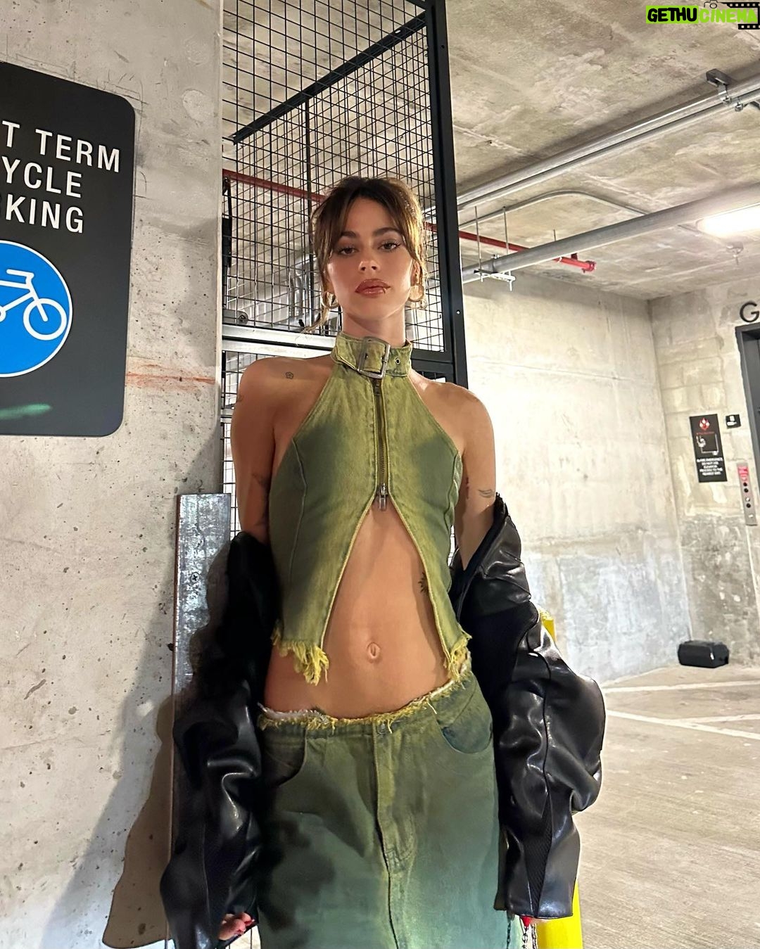 Tini Stoessel Instagram - MAÑANA NOS VEMOS @latinbillboards 🩷🩷🩷🩷🩷🩷🩷🩷🩷🩷 Miami, Florida