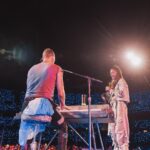 Tini Stoessel Instagram - las palabras no son suficientes para poder describir lo q sentí estos dos dias… un sueño inimaginable q se hizo realidad. gracias @coldplay por haberme invitado a vivir estos shows tan memorables, increíbles e inspiradores. fue la experiencia más hermosa de mi vida. agradecida por el amor q nos brindaron, para siempre en mi corazón❤️🙏🏻 Estadio Monumental
