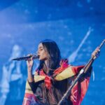 Tini Stoessel Instagram - gracias Madrid por lo q vivimos anoche. realmente estoy muy anonadada y emocionada. gracias por tanto amor y por tanta pasión. gracias a todxs los q viajaron de lejos para poder estar en el show. fue un sueño hecho realidad🥹💗 lxs amo. para siempre en mi corazón🇪🇸❤️ gracias a mis dos reinas hermosas por haberme acompañado @iambeckyg @mariabecerra las❤️ gracias a todo mi equipo por dejar el corazón en cada show q hacemos. WiZink Center