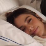 Tini Stoessel Instagram - REGALITO ANTES DE Q EMPIECE LA GIRA POR ESPAÑAAAAA💖💘 #LasJordans video con todo mi amor. lxs amo muchooo. MAÑANA LA CANTAMOS EN VIVO POR PRIMERA VEZZZ A CORUÑAAAA🦋🦋💘💘💘💖💖💖💗 link en mi bio💖