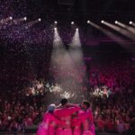 Tini Stoessel Instagram - este vídeo describe a la perfección lo q sentimos con esta gira. anteúltimo show en Nueva York. q locura lo q vivimos, cuantos sentimientos vividos. d verdad no tengo palabras para agradecerles lo q nos hicieron sentir anoche. lxs amamos demasiado!! GRACIAS 🥹🩷 LOS ANGELES NOS VEMOS MAÑANA!!! ÚLTIMO SHOWW🥹🥹🩷🥹🥹🥹💞💕💖💘💗💗💗💗A DARLO TODO Y MÁS Theatre At Madison Square