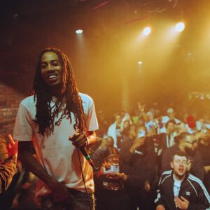 Tizzo Instagram - 4/20 💨

📸 @sarahmaudelessard @play.fille