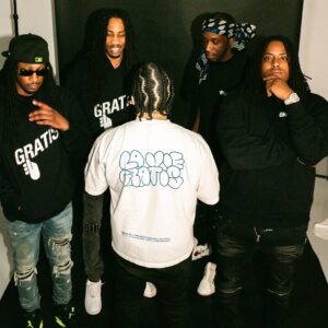 Tizzo Instagram - GRATIS 
GRATIS est disponible!
Quantités limitées et disponible seulement une semaine!

5 modèles exclusifs sortent!

Disponible en précommande sur le site de @centrall.ca et dans toutes leurs succursales. Les pré-commandes en magasins auront une surprise avec leurs commande.

GIVEAWAY
Pour la sortie nous tirons 5 morceaux (un de chaque dans ta taille)

Tag 2 amis et share le post pour participer.

Tirage ce Jeudi

Design: @oodvng et @shreezfbv 
📸 @ssam_lord @rblmanrs.ssam 

#gratis #projetmf #centrall #canicule #shreez