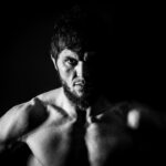 Tofiq Musayev Instagram - Если Аллах Окажет Вам Поддержку, То Никто Не Одолеет Вас. Коран, сура 3 аят 160. 🥷☝️ Baku, Azerbaijan