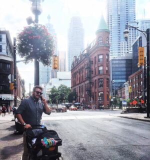 Tolga Karel Instagram - Görüşmeler biter  #toronto #canada 👍🏻🇨🇦hazır gelmişken biraz şehir turu 
Yarın #niagarafalls bi nefes alalım 
Cumartesi #newyork toplantı'lara devam 👍🏻🇺🇸 #sakamed