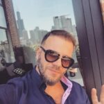 Tolga Karel Instagram - herkese huzurlu bereketli bir hafta diliyorum 🇺🇸🌎🇹🇷😎👍🏻 #chicago #westloop #chicagodowntown #sakamed #medical #tourısm #LLC Acorn lofts (O'connor)