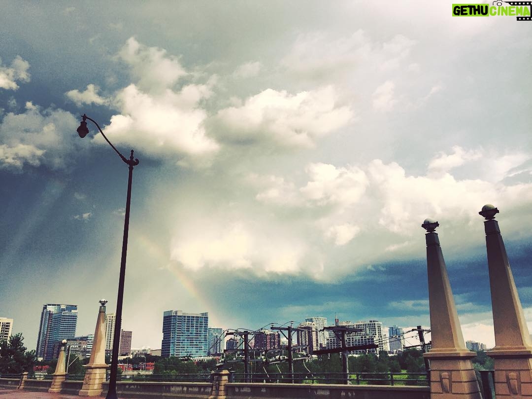 Tolga Karel Instagram - Chicago amazing #rainbow ππ»πΊπΈ Acorn lofts (O'connor)