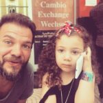 Tolga Karel Instagram - My guiıde's Mohammed's kid .her name is Rabia .she is callıng her mom 😹😹 she says mami Tolga Karel is here he is by My Side ☺️☺️ she is so cute and these peoples are Real friendly and caring peoples 🙏🏻🙏🏻 .thank you Morrocco and My Amazing Fans ❤️🙏🏻 Casablanca, Morocco