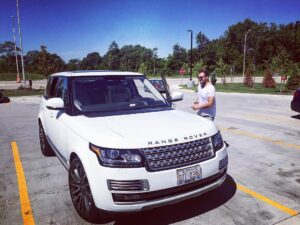 Tolga Karel Instagram - little travel go to #missouri #stlouis barbara's home town for 3 days 👍🏻😎🇺🇸 #roadtrip  bye #chicago for a couple days @bscott728 @sarahh_margarett