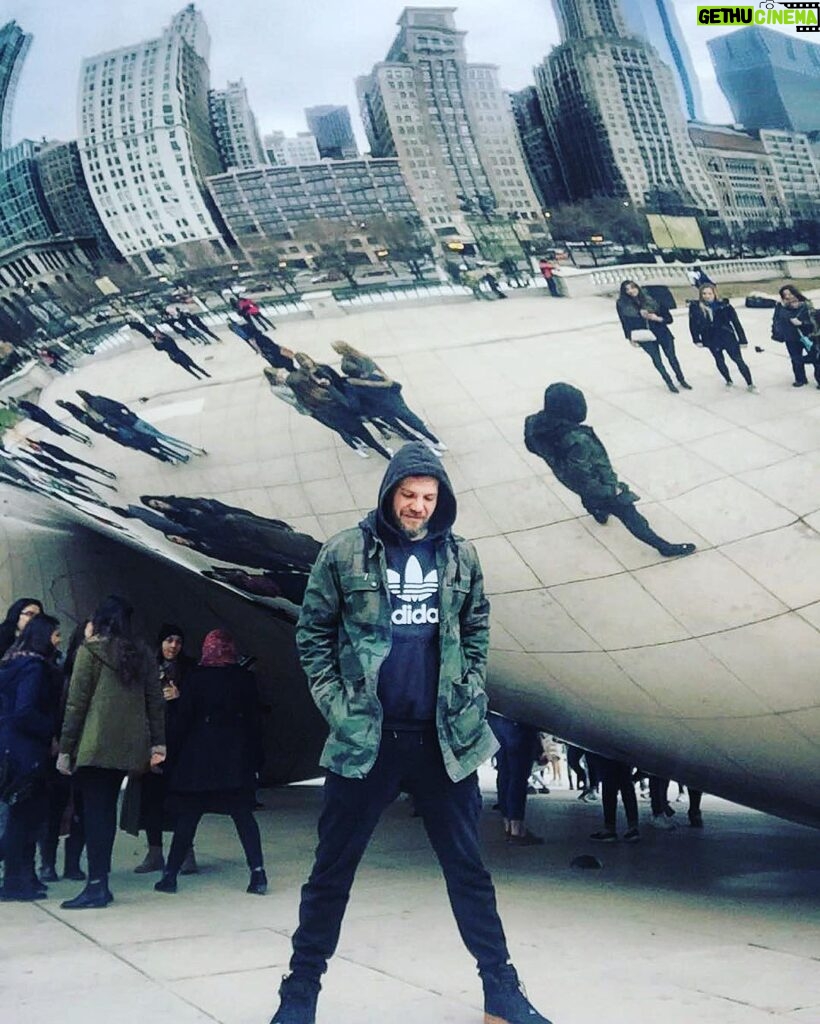 Tolga Karel Instagram - I had been in bean 🇺🇸🌎 #chicago #thebean bean #mileniumpark The Bean