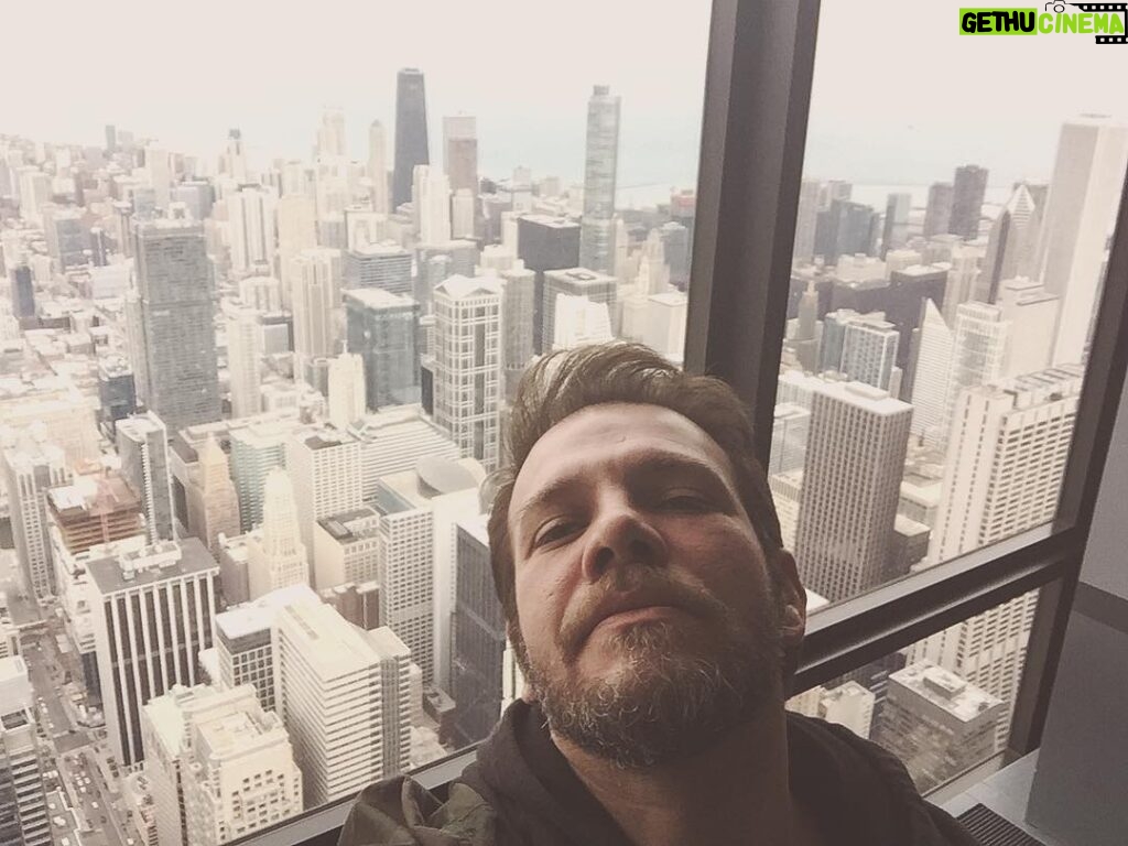 Tolga Karel Instagram - #willistower #chicago #skydeckchicago 🙏🏻🇺🇸 Willis Tower