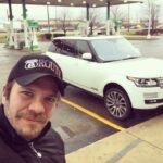 Tolga Karel Instagram - #chicago 🇺🇸 gunaydın pompacı olmayınca kendi benzini'ni kendin alıyorsun haliyle tabii güzel olan litresi 1.5 tl ye gelmesi şahane BP Connect