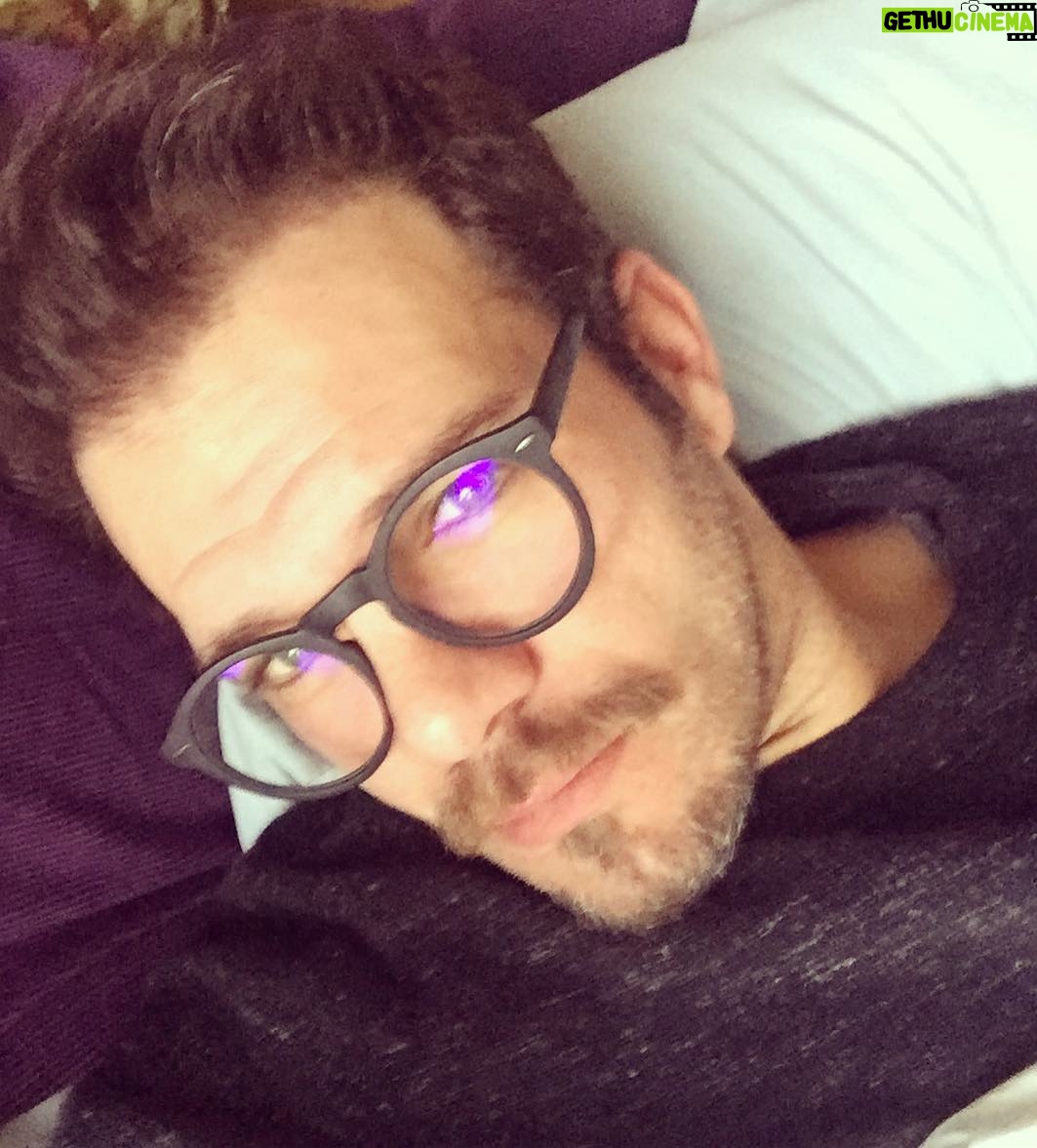 Tolga Karel Instagram - Ve adam oğluna dedi: bak oğlum, öyle kadınlar vardır ki, saçlarına Rüzgar bile değmemiştir. İlla seveceksen öyle bir kadını sev!!! ❤ @sarahh_margarett 🙏🏻🙏🏻 Chicago, Illinois