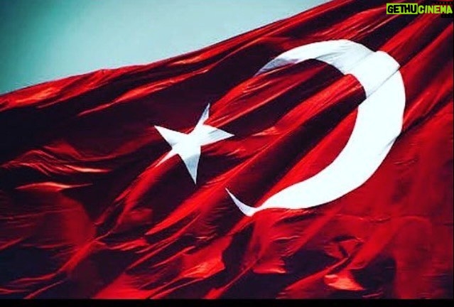 Tolga Sarıtaş Instagram - 🇹🇷 #tekmillettekyürek 🇹🇷