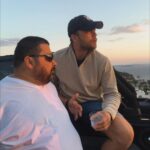 Tolga Sarıtaş Instagram – Yaşamın hakkını çok güzel verdin be canım Köknarım.. ❤️
Senden sonrası tufan…