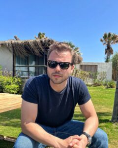 Tolga Sarıtaş Instagram -