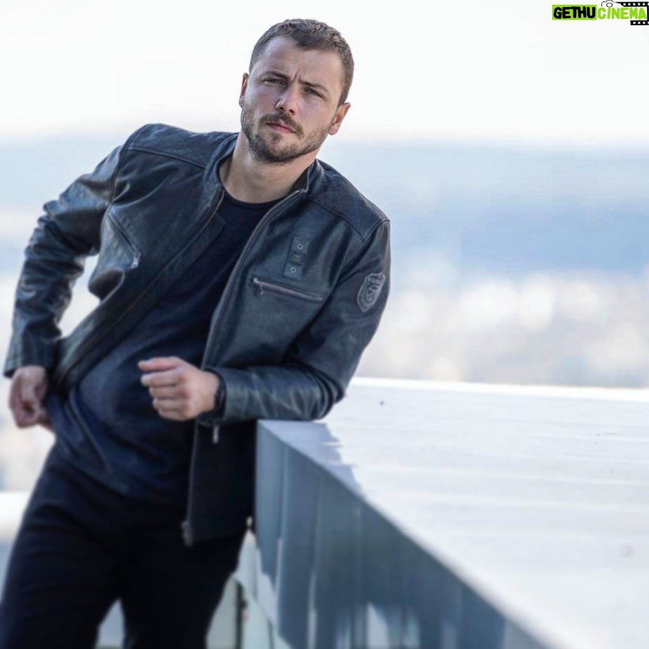 Tolga Sarıtaş - 538.8K Likes -