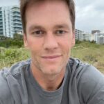 Tom Brady Instagram - I love my family I love my teammates I love my friends I love my coaches I love football I love you all I am truly grateful on this day. Thank you 🙏🏻❤️