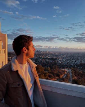 Tomás Silva Instagram - CITY OF STARS ✨🖤