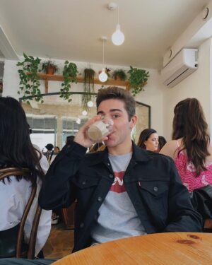 Tomás Silva Instagram - brunchdogsandfriends.jpeg 🥐🐕🍳