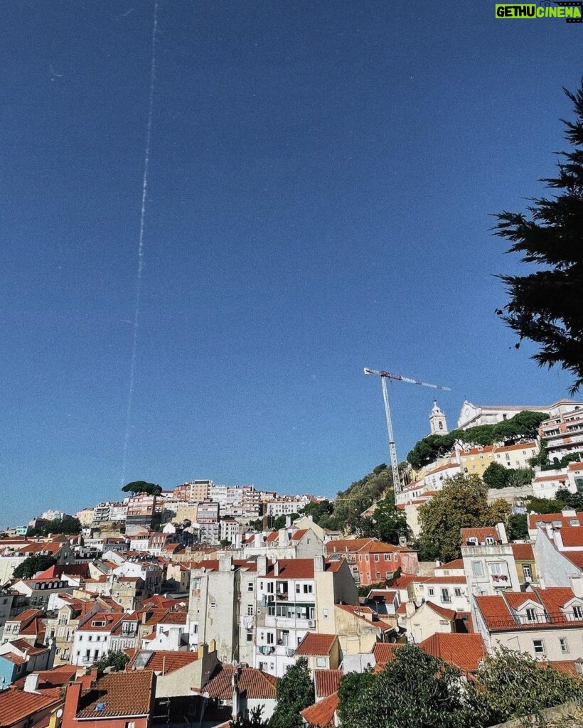 Tomás Silva Instagram - Quero morar num sítio com esta vista!!! Lisbon, Portugal