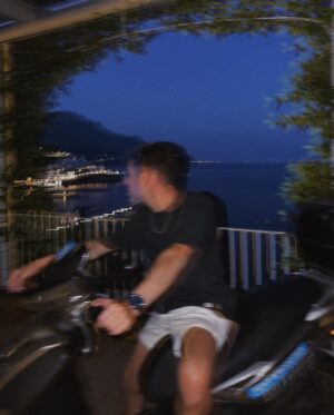 Tomás Silva Instagram - wanna go for a ride? 🏍️💨