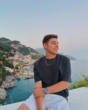 Tomás Silva Instagram - wanna go for a ride? 🏍️💨