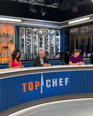 Tom Colicchio Instagram - 🚨Tonight 🚨 Making our way to London Town for the premier of Top Chef World All Stars! @bravotopchef
