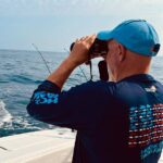 Tom Colicchio Instagram - “It is a boat with a purpose—to catch fish—and everything, every detail, every inch of the thirty one feet, is optimized to that end.” @esquire rides up the coast with @tomcolicchio on his new #regulator31 - story by @joshuadavidstein 👆read the full article at the link in bio 🎣 #regulatorboats Atlantic Ocean