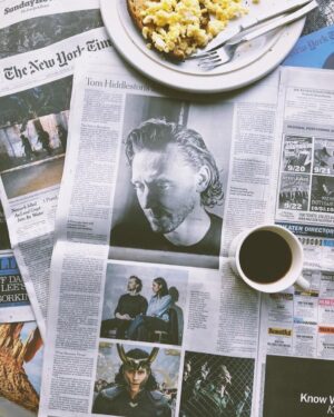 Tom Hiddleston Instagram - #BetrayalBroadway 🍳☕️