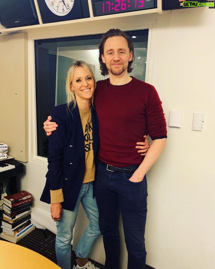 Tom Hiddleston Instagram - Loved talking to @clemencybh about one of my favourite pieces of music and earliest childhood memories: The Russian Dance from #TheNutcracker, recorded for the beautiful @wnycstudios podcast #OpenEarsProject ✨🎶 Listen and subscribe wherever you get your podcasts. Theirs is a really good one. New York City