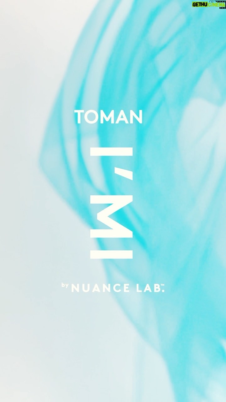 Toman Instagram - . 『 I'MI (アイムアイ) 』販売開始から 早くも3日が経過するのですが毎日 「購入しました」 「10本以上買いました」 「早く使いたいです」 などと、たくさん嬉しいお言葉を頂けて 本当に嬉しい限りです.. 僕自身友人やお世話になった方に配ろうと計画中です🍃 I'MI は香りにも拘っていて Very Berryという香料を選びました🫐 " ブラックベリーとカシスの甘すぎないグリーンフルーティーノートにベイリーブスやコリアンダーが香る、透明感のある洗練された印象の香り。" 甘すぎない優しい香りの中に お上品な高級感のある香りとなっているので 毎日 I'MI をつける度に優しく癒されています🌿 販売は11月12日までなのでお忘れなく! (ハイライトなどのURLから購入ページに飛べます)