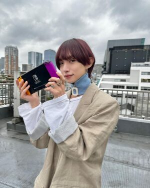 Toman Instagram - .

お次に入る作品仕様の髪になりました

ももちゃん、だいきくんいつも有難う🤝🏻

ポケモンSVは剣盾ぶりにランクマも頑張るんだ！
可愛い子たち引き連れてたたきやす！！！