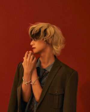 Toman Instagram - shooting 🤝🏻🌛

photo @moekosawada.28 
stylist @nana.coco.ayu 
hairmake @jjstagram_make_up